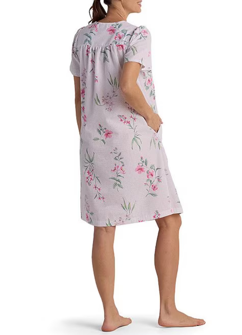 Miss Elaine Seersucker Button Housecoat Short - White with Pink Floral (Style: 857605/X-122)