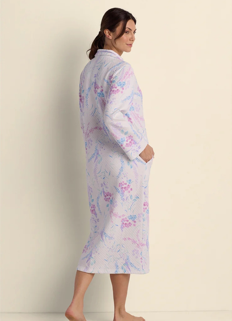 Miss Elaine Quilt-in-Knit Long Zip Robe – Pink & Lavender Sprays on Ivory (Style: 667815-X149)
